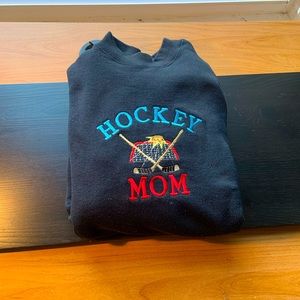Vintage Crewneck Sweater. “Hockey Mom”.